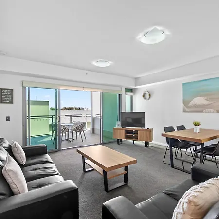 Proximity Waterfront Apartments Redcliffe Exterior photo